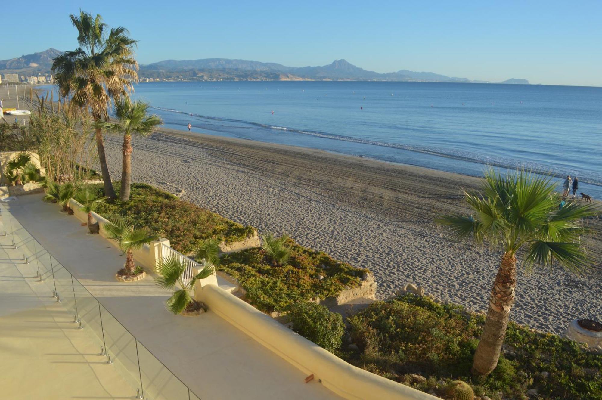 Excepcional Apartamento Amanecer Al Borde De Playa Y Mar, En Chalet Roquetes Alicante Esterno foto